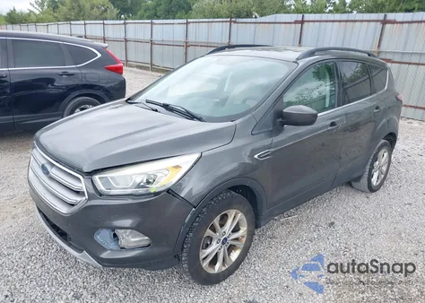 2017 Ford Escape Se z USA, uszkodzony, nr VIN 1FMCU9GD5HUC39347